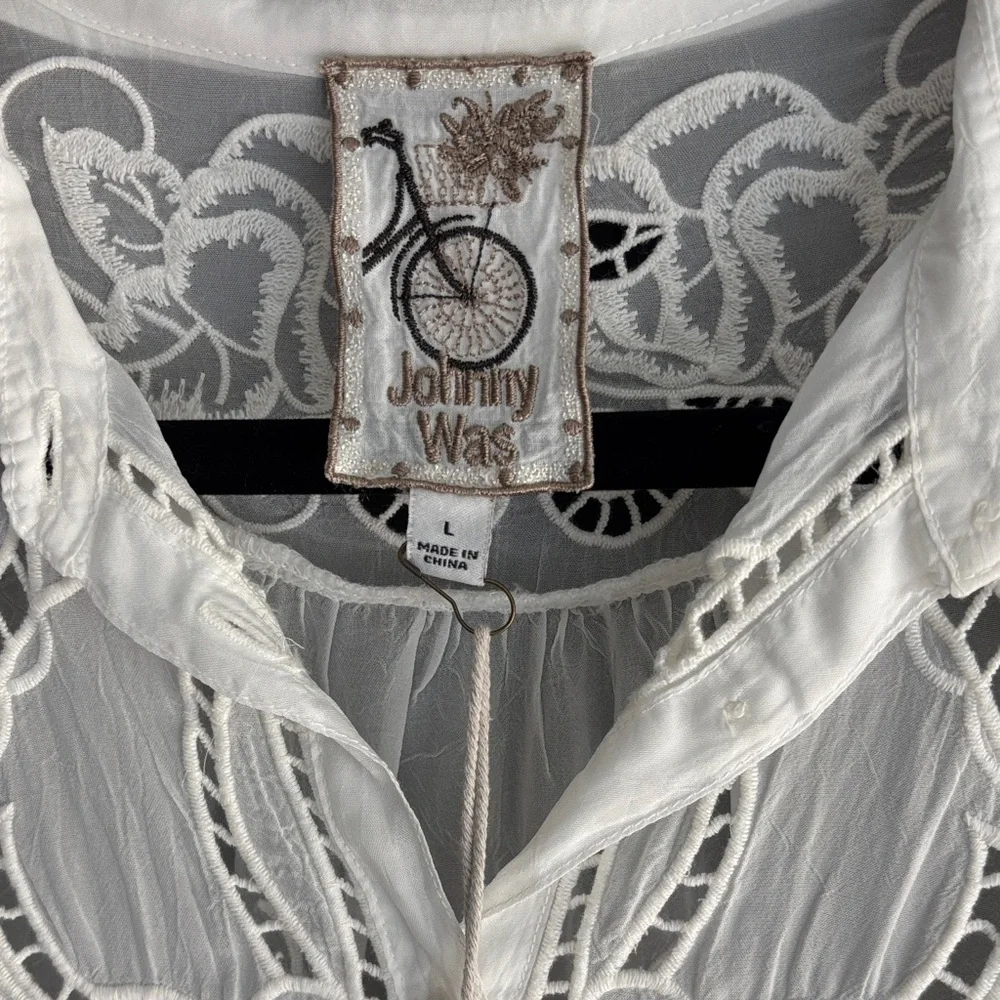 Johnny Was Chryssie button up White Embroidered Blouse - Picture 4 of 9